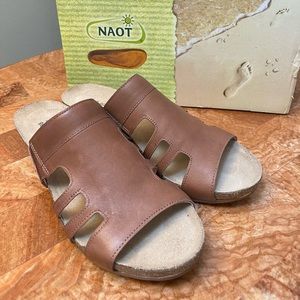 NAOT | Mocha Rose Carriage Leather Sandal